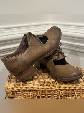 Dansko Larose Womens 
M Brown Leather Lace Up Mary
Jane Shoe Heels Retro 39